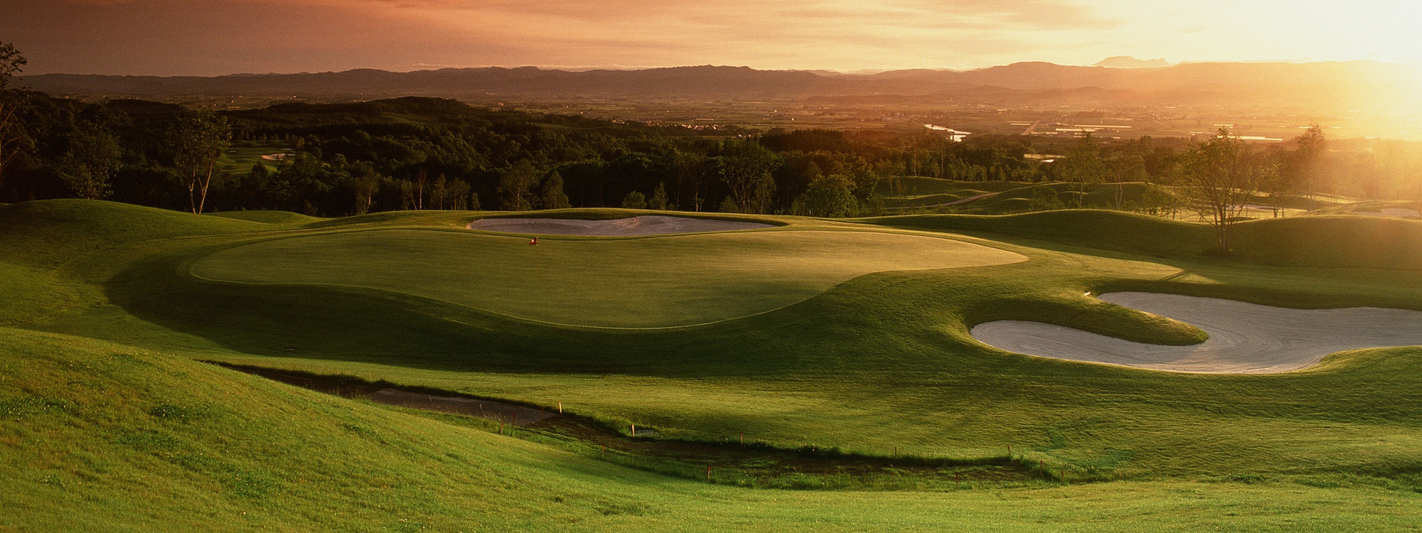 YUNI TOBU GOLF CLUB